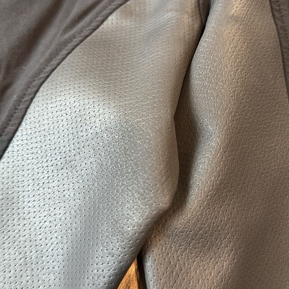 Kerrits Grip Tek Full Seat Breeches - Picture 3 of 5